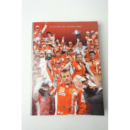 Ferrari Campioni del Mondo 2007 boek