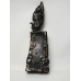 Bronzen sculptuur van zwaan / roofvogel op hoge sokkel