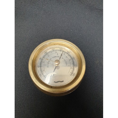 Plastimo scheeps 1980 barometer, gold plated?