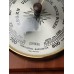 Huger weerstation. Hygrometer, barometer en temperatuur