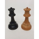 2 x koningin als extra bij het schaken