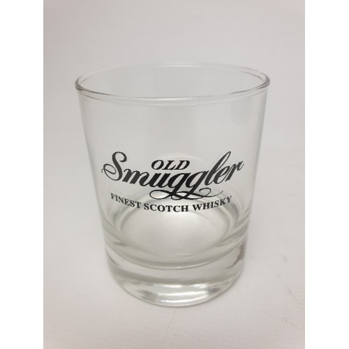 Old Smuggler finest scotch whisky glazen