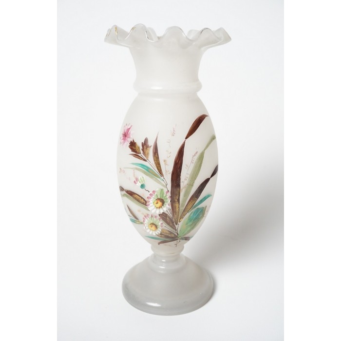 steeg Ga naar beneden af hebben Handgeschilderde bloemen opaline bristol glas vaas, Victoriaanse Opaque