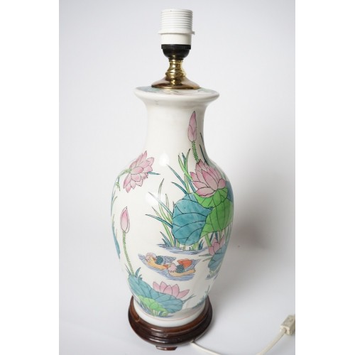 Antieke vaas lamp porselein met chinees / japanse afbeelding