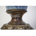 Antieke Imari olielamp meiji periode 1880 - 1900 bronzen voet