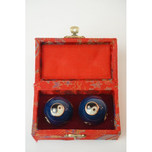 Set japanse Baoding ballen in doosje, cloissone Jing Jang afb 2