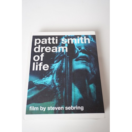 Patti Smith Dream of Life, gesigneerd boek uit 2008